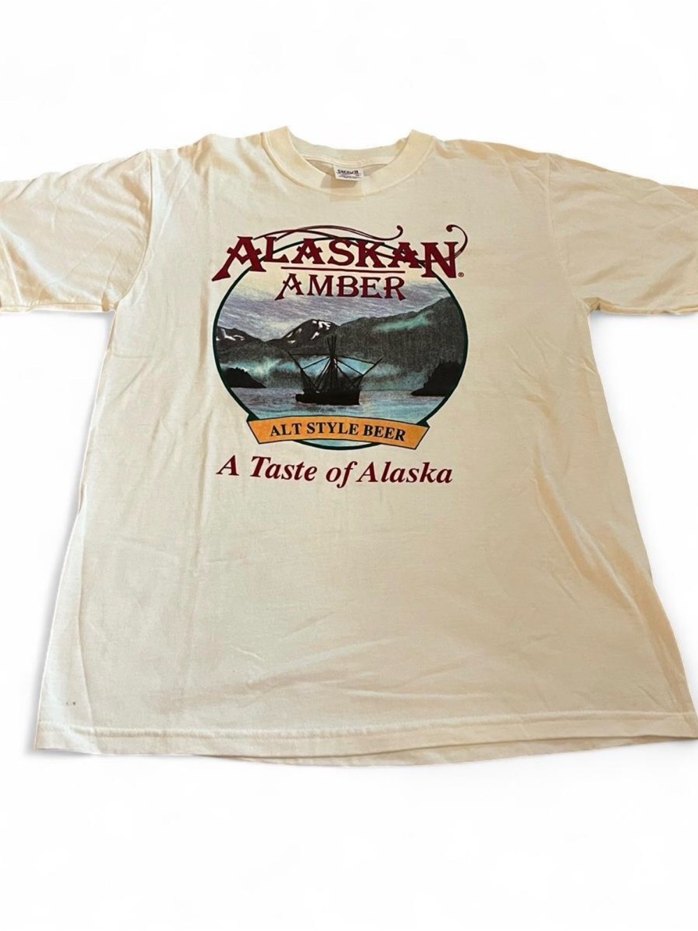 Vintage Alaskan Amber Beer Single Stich T Shirt Mens M Anvil 90s Graphic USA
